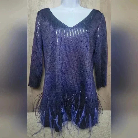 St. John Embellished Feather Sequin V-neck 3/4 sleeve Blouse Small Wool Blend - Picture 12 of 16